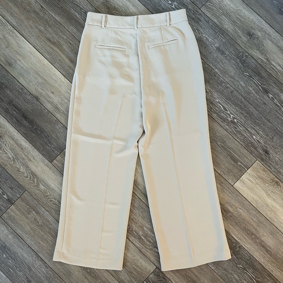LOFT Versa Crepe Drape Pleated Relaxed Straight Pants Petite NWT - Picture 7 of 12